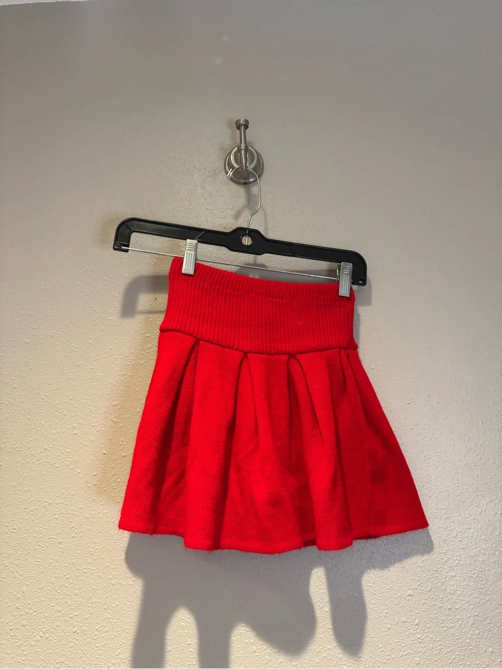 Festive Green Embroidered Floral Sweater & Red Pleated Skirt Set - Kids Large